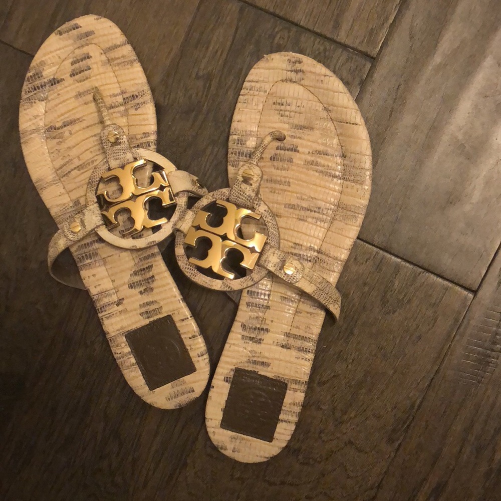 Tory Burch slipper(snake skin color)